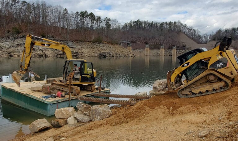 Excavator-skidsteer-and-barge